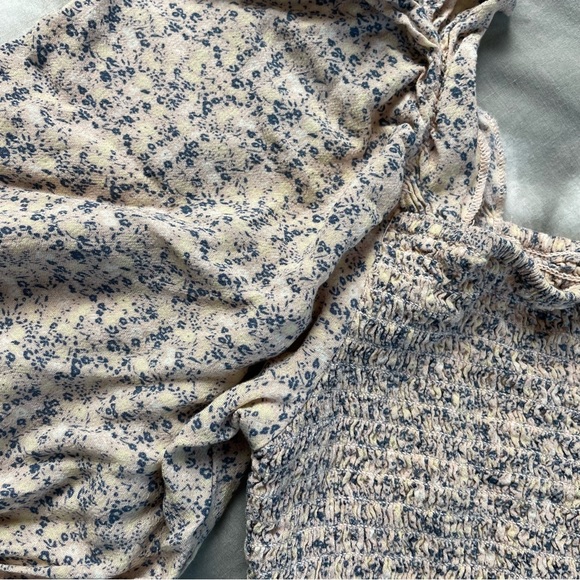 Floral cropped top - Picture 3 of 3